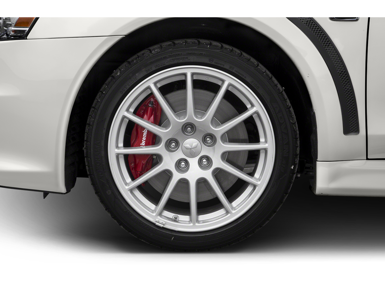 2015 Mitsubishi Lancer Evolution photo 4