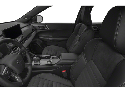 2026 Mitsubishi Outlander LE Sport Utility 4D
