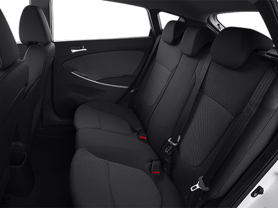 2013 Hyundai Accent SE Hatchback 4D