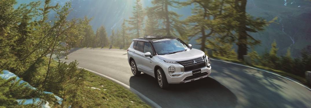 2023 Mitsubishi Outlander PHEV Driving on Forest Mountain Road