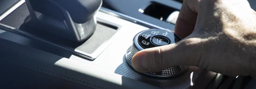 2024 Mitsubishi Outlander Drive Mode Selector