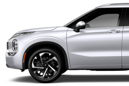 2024 Outlander Front End in White Diamond