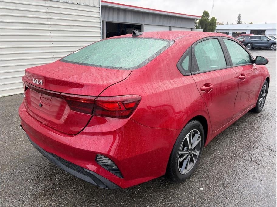 2023 Kia Forte LXS Sedan 4D