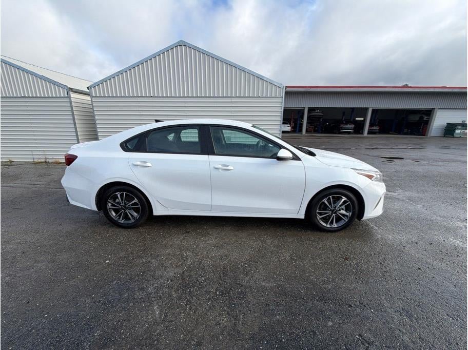 2023 Kia Forte LXS Sedan 4D