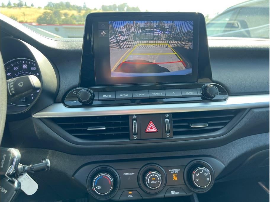 2024 Kia Forte LXS Sedan 4D