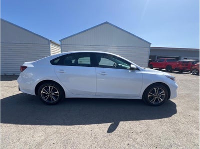 2024 Kia Forte LXS Sedan 4D