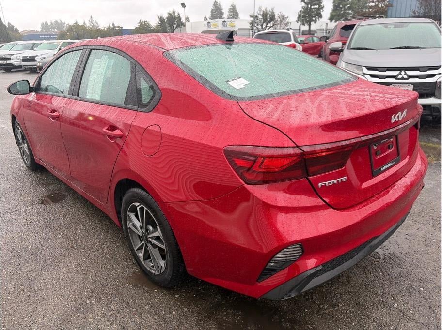 2023 Kia Forte LXS Sedan 4D