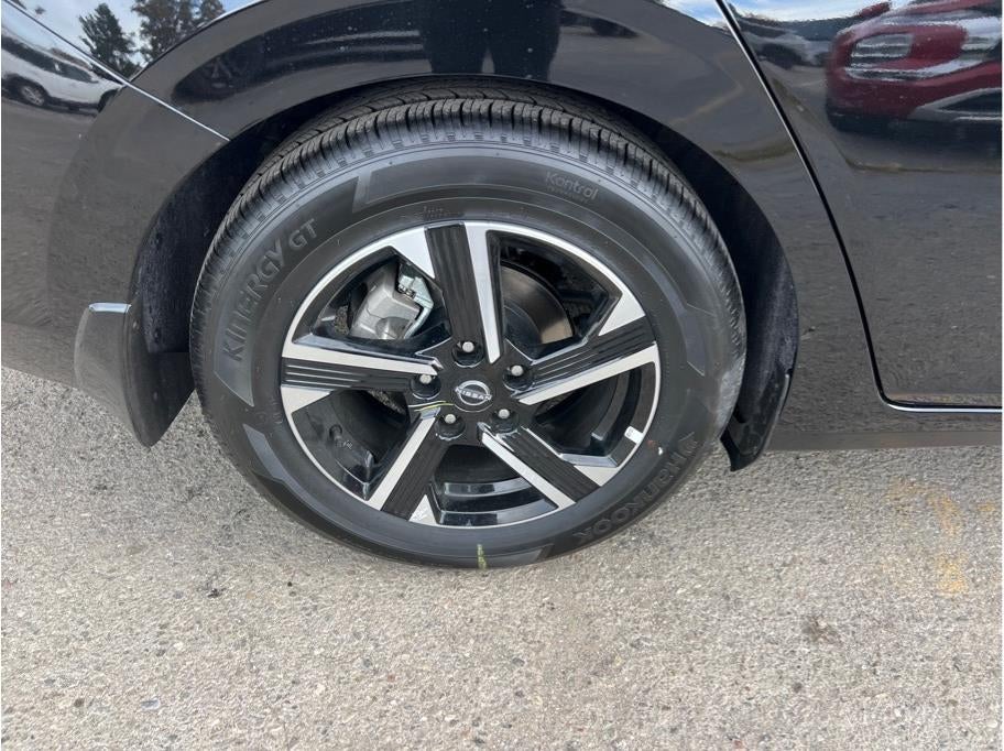 2025 Nissan Sentra SV Sedan 4D