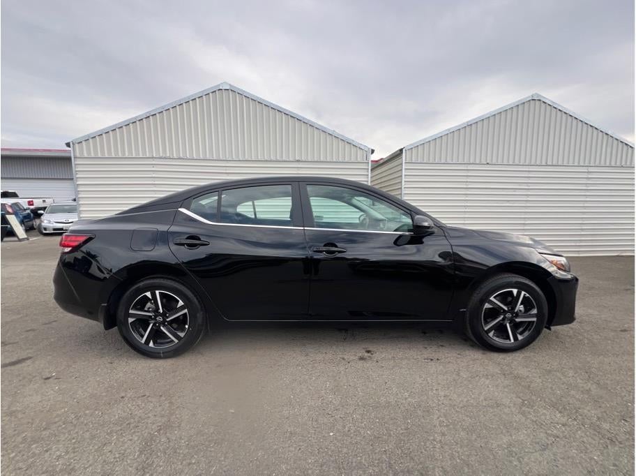2025 Nissan Sentra SV Sedan 4D
