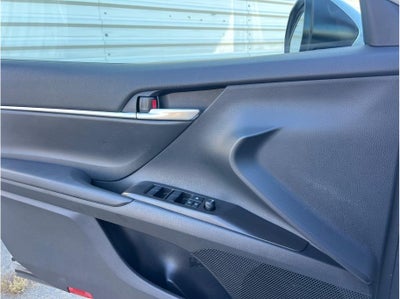 2024 Toyota Camry SE Sedan 4D