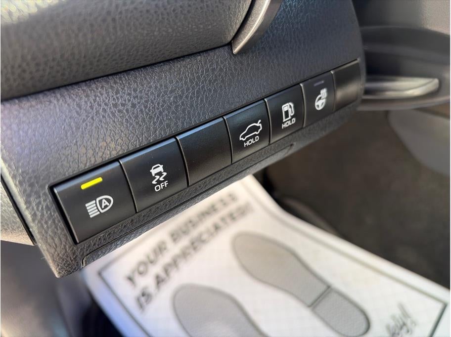 2021 Toyota Camry LE Sedan 4D