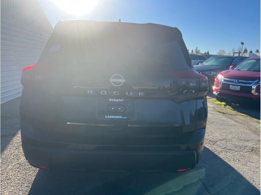 2024 Nissan Rogue S Sport Utility 4D