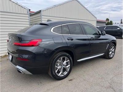 2022 BMW X4 xDrive30i Sport Utility 4D