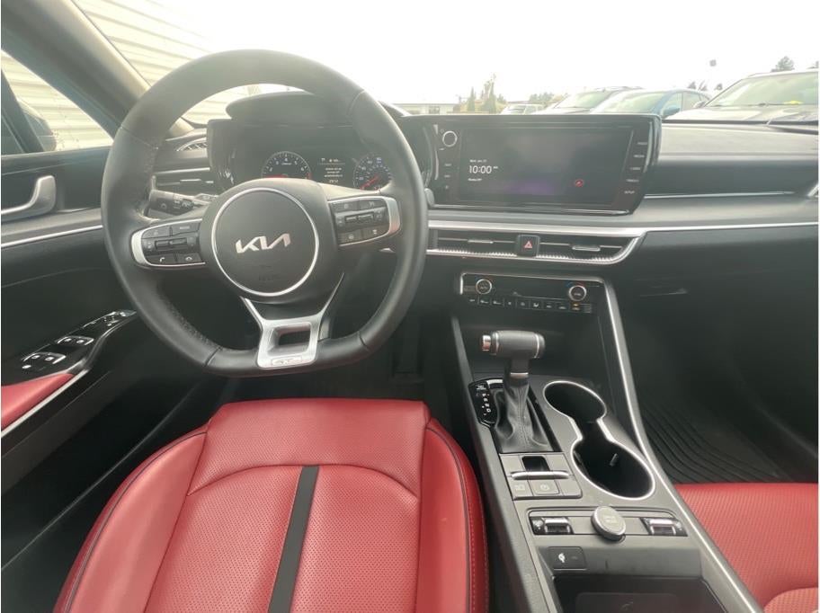 2024 Kia K5 GT-Line Sedan 4D