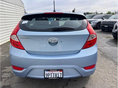 2013 Hyundai Accent SE Hatchback 4D