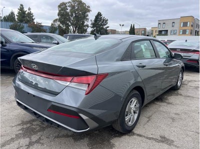 2026 Hyundai Elantra SE Sedan 4D