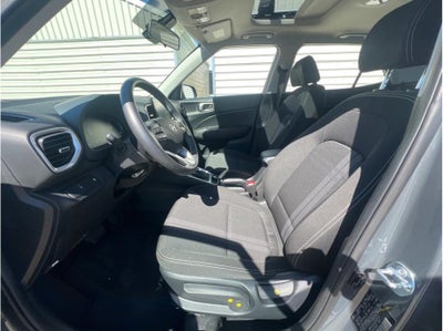 2025 Hyundai Venue SEL Sport Utility 4D