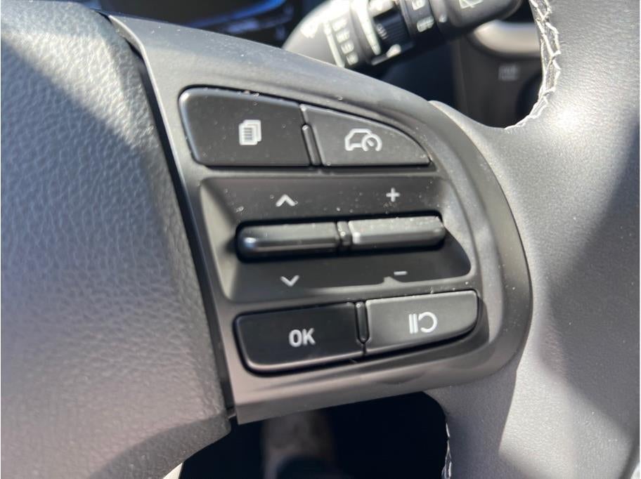 2025 Hyundai Venue SEL Sport Utility 4D