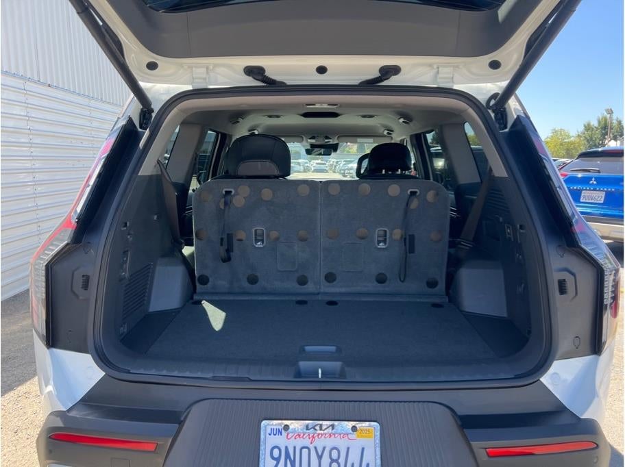 2024 Kia EV9 Light Long Range Sport Utility 4D