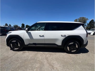 2024 Kia EV9 Light Long Range Sport Utility 4D