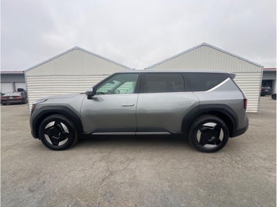 2024 Kia EV9 Light Long Range Sport Utility 4D