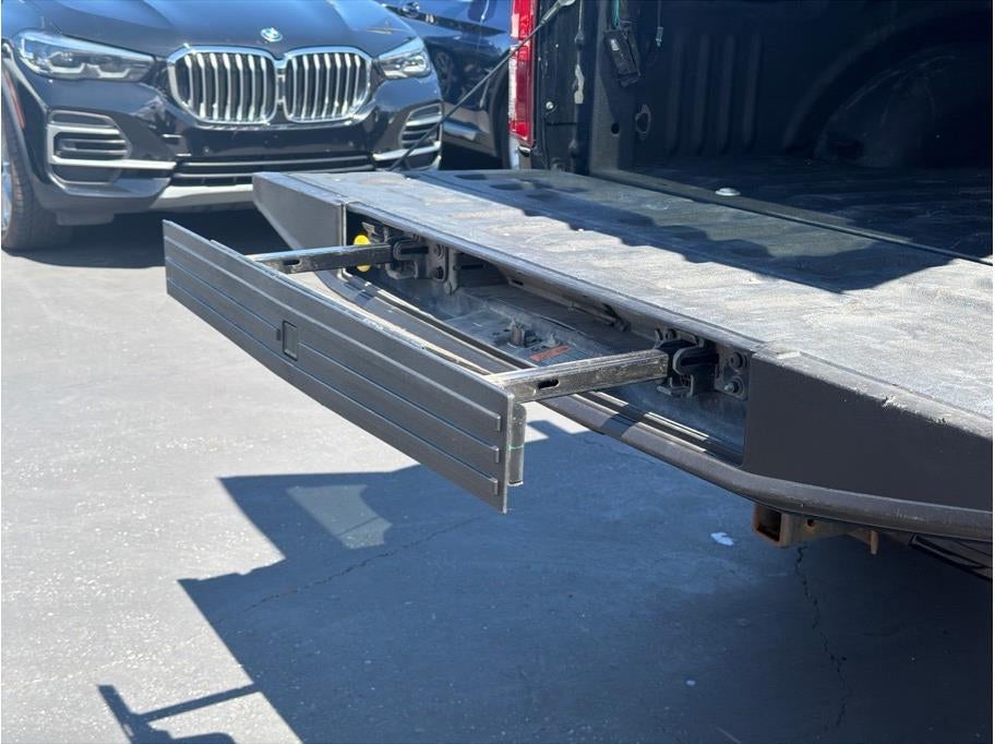 2020 Ford F150 SuperCrew Cab Lariat Pickup 4D 5 1/2 ft