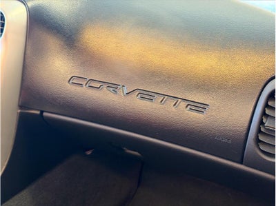 2005 Chevrolet Corvette Convertible 2D