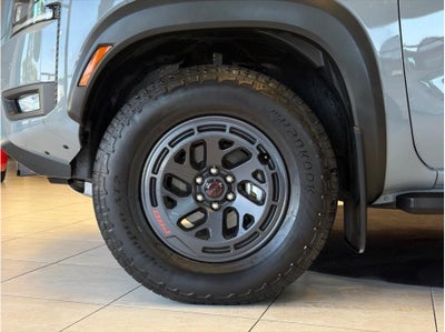 2026 Nissan Frontier Crew Cab PRO-4X Pickup 4D 5 ft