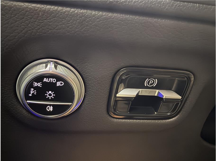 2023 Mercedes-Benz Mercedes-EQ EQS SUV EQS 450 4MATIC® Sport Utility 4D