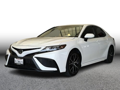 2024 Toyota Camry SE Sedan 4D