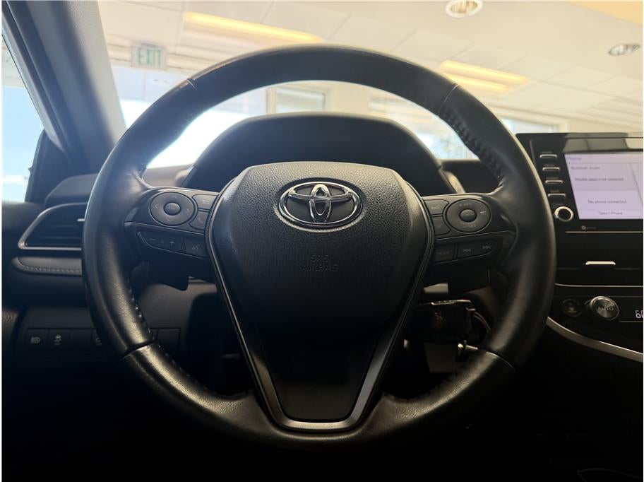 2024 Toyota Camry SE Sedan 4D