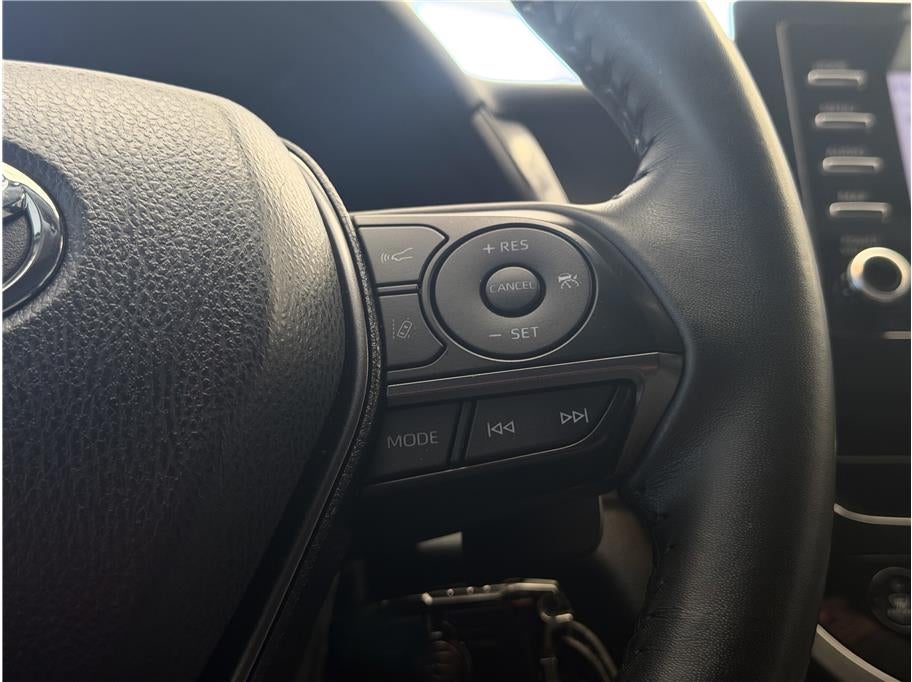 2024 Toyota Camry SE Sedan 4D