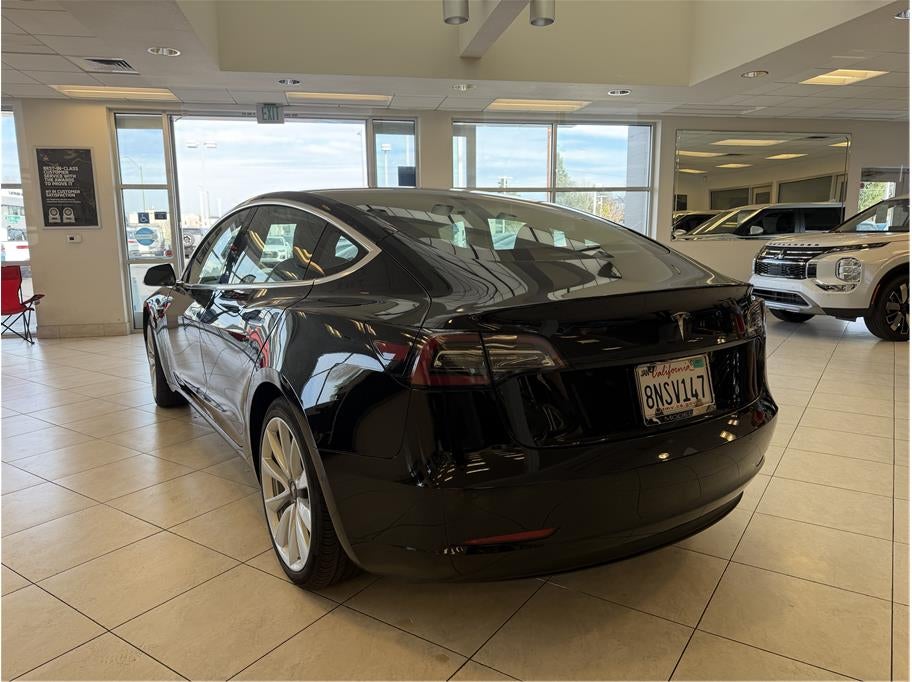 2020 Tesla Model 3 Standard Range Plus Sedan 4D