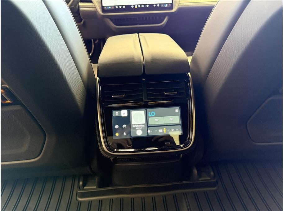 2022 Rivian R1T Adventure Pickup 4D 4 1/2 ft