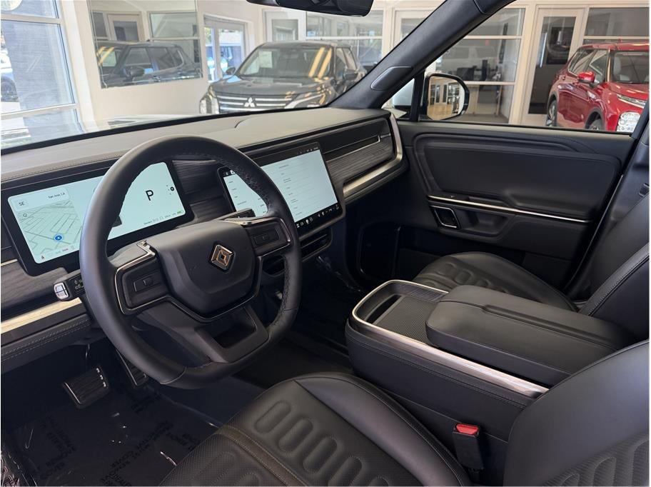 2024 Rivian R1S Dual Max Sport Utility 4D