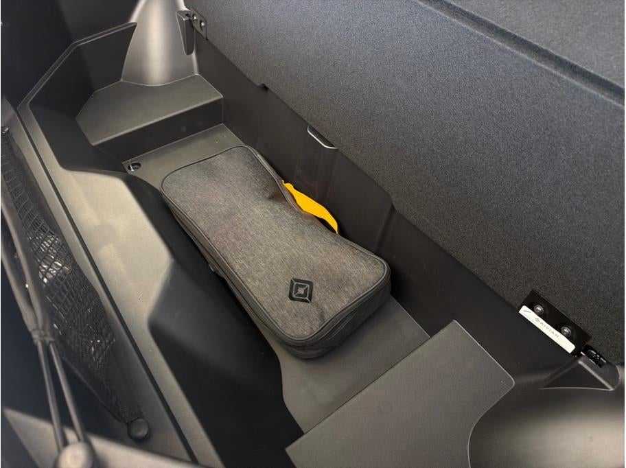 2024 Rivian R1S Dual Max Sport Utility 4D