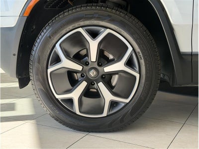 2024 Rivian R1S Dual Max Sport Utility 4D