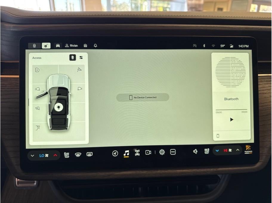 2024 Rivian R1S Dual Large Sport Utility 4D