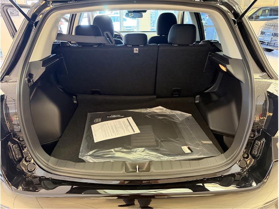 2027 Mitsubishi Outlander Sport ES