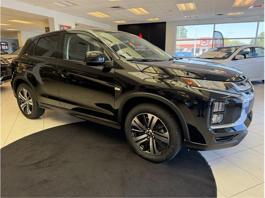 2027 Mitsubishi Outlander Sport ES