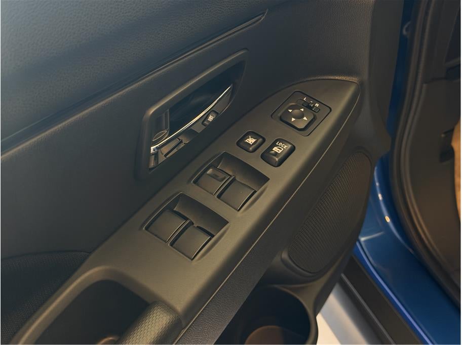 2027 Mitsubishi Outlander Sport S