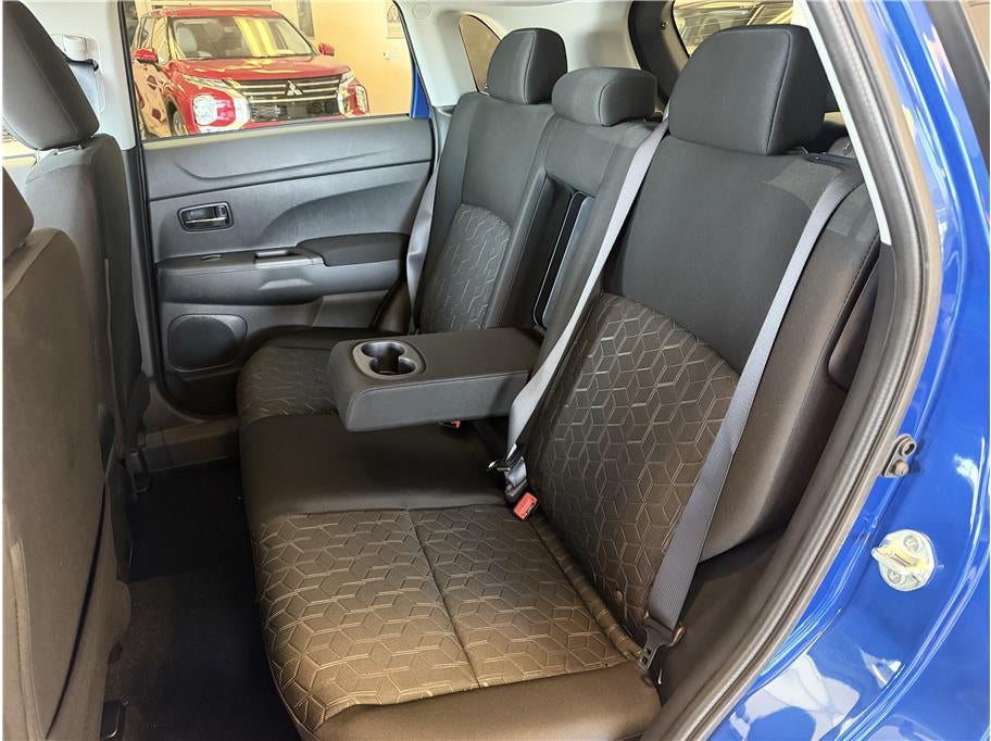 2027 Mitsubishi Outlander Sport S