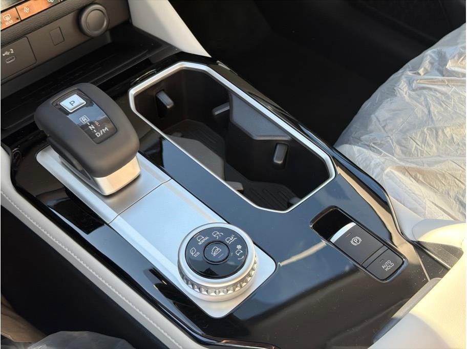 2026 Mitsubishi Outlander LE Sport Utility 4D