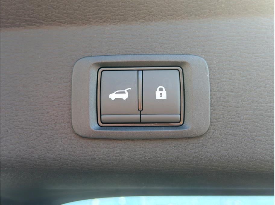 2026 Mitsubishi Outlander LE Sport Utility 4D