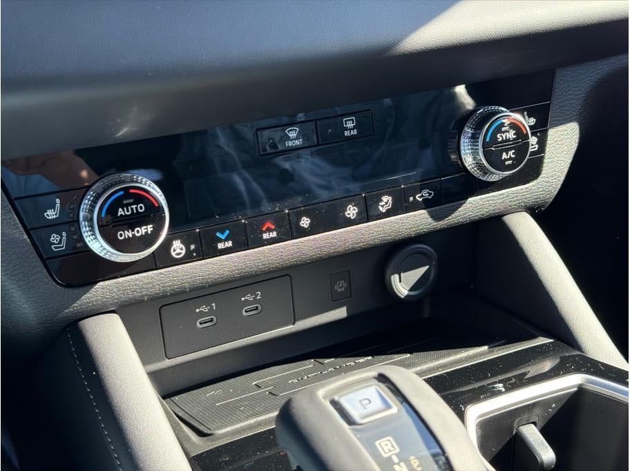 2026 Mitsubishi Outlander Black Edition Sport Utility 4D