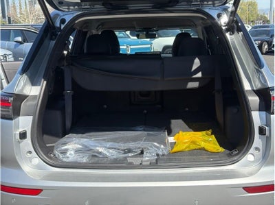 2025 Mitsubishi Outlander SE Sport Utility 4D