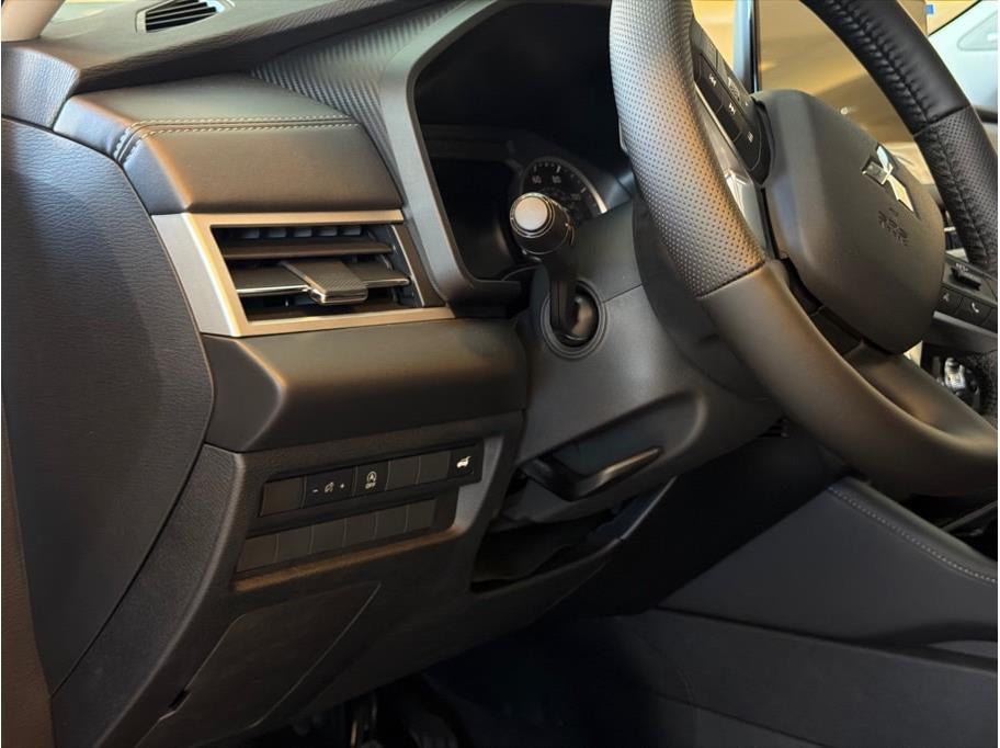2026 Mitsubishi Outlander Trail Edition Sport Utility 4D