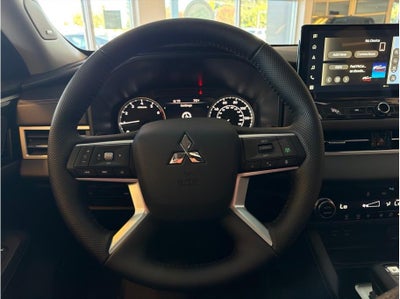 2026 Mitsubishi Outlander Trail Edition Sport Utility 4D
