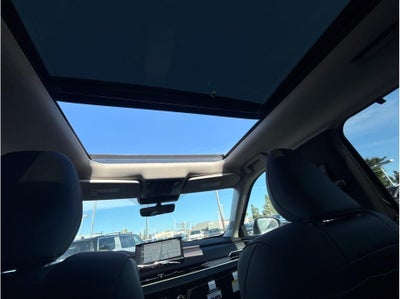 2025 Mitsubishi Outlander SEL Sport Utility 4D