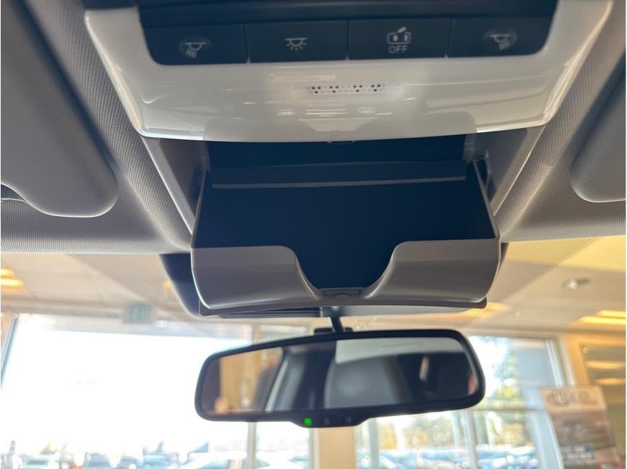 2023 Mitsubishi Outlander PHEV SEL Sport Utility 4D